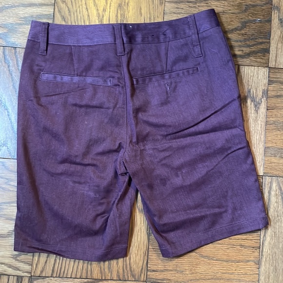 Maroon slim chino shorts - Picture 3 of 4
